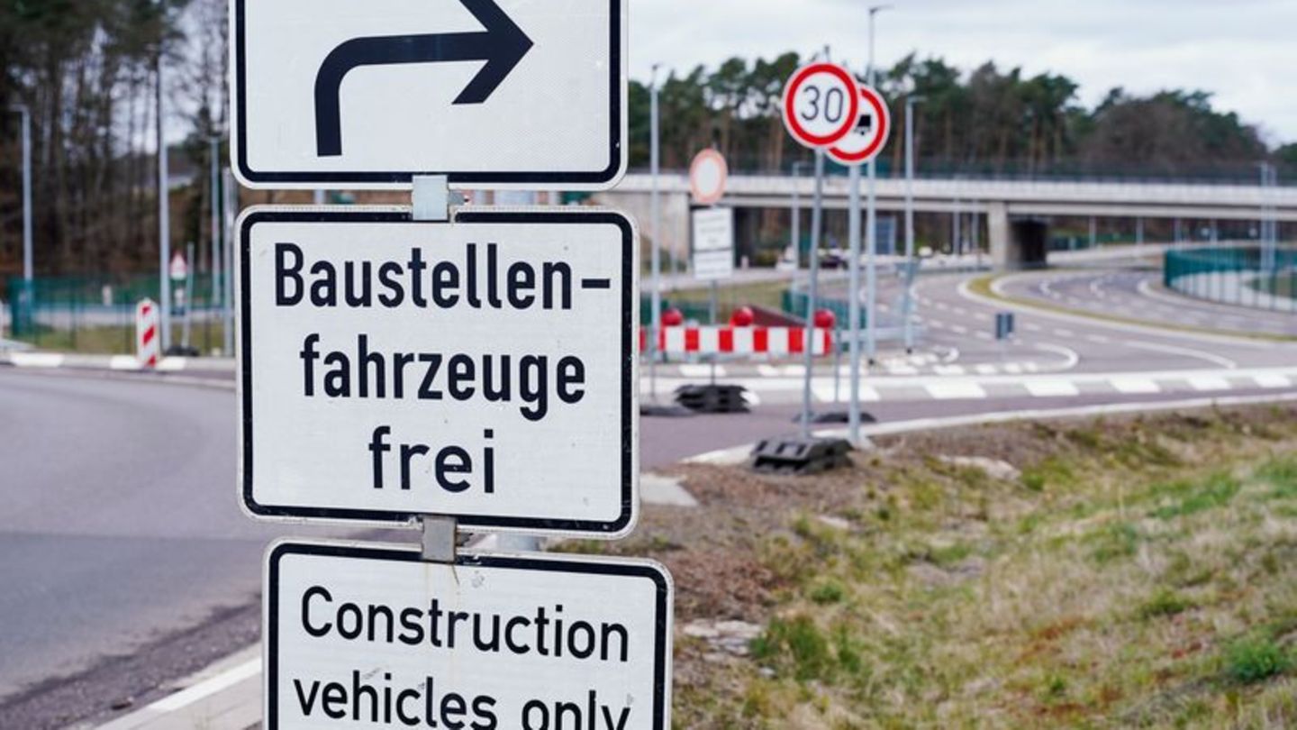 Infrastruktur: 421 Projekte im Bauprogramm für Straßen, Brücken und Radwege